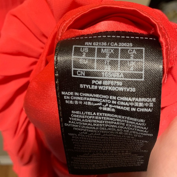 Guess by Marciano Halter dress open back👗 size: 2 - Picture 4 of 4